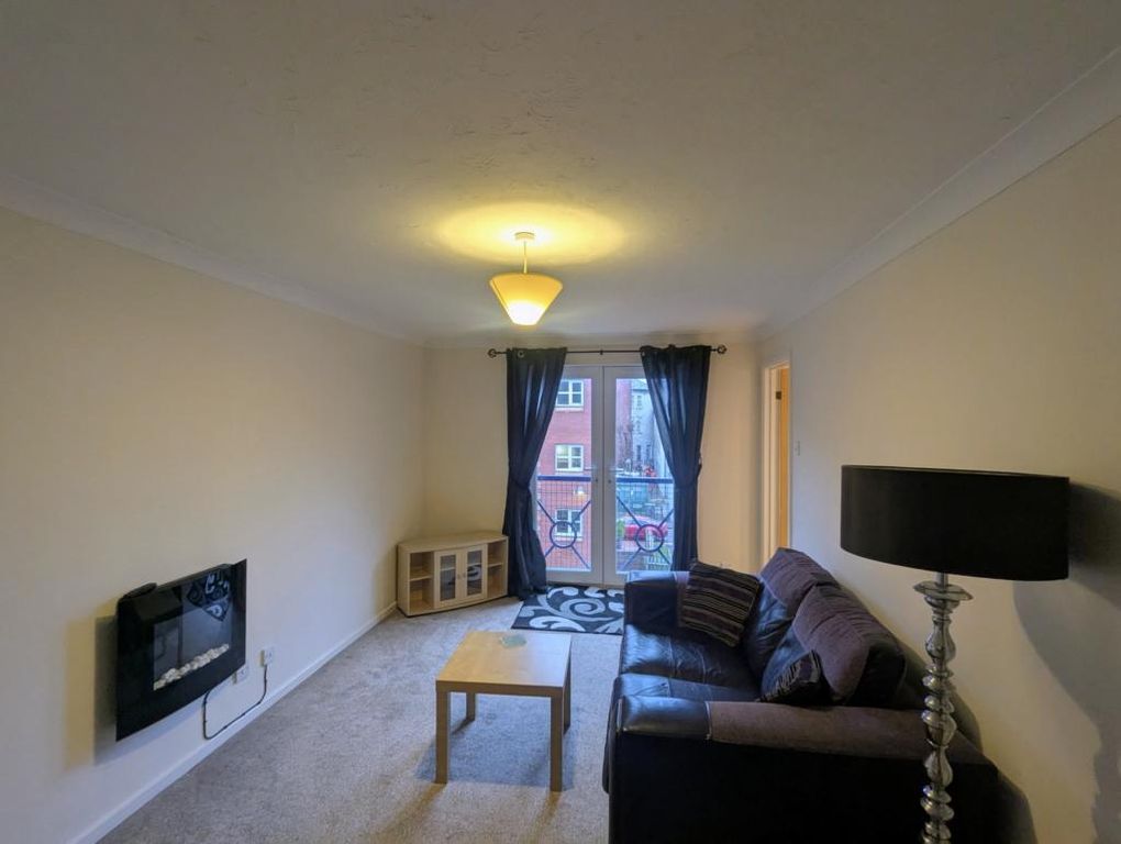 Property photo 2 of 6 Lounge