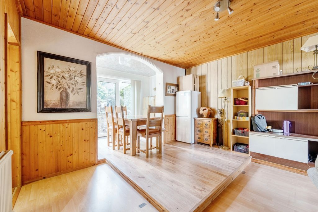 Property photo 3 of 17 Photography