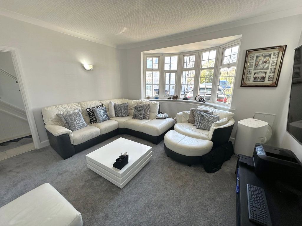 Property photo 3 of 30 Reception Room