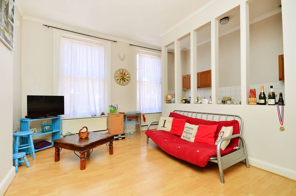 Property photo 1 of 5