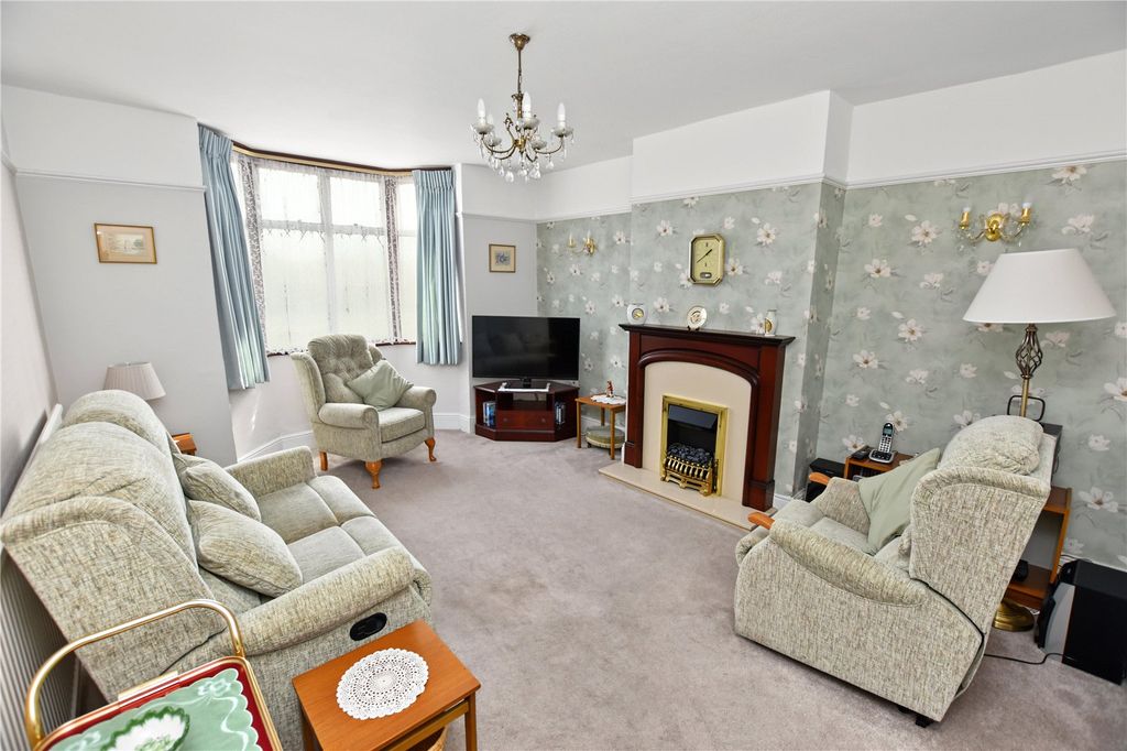 Property photo 2 of 16 Picture No. 05