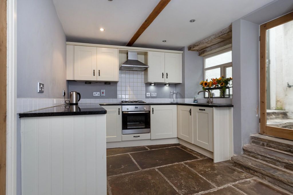 Property photo 2 of 18 Kitchen/Diner