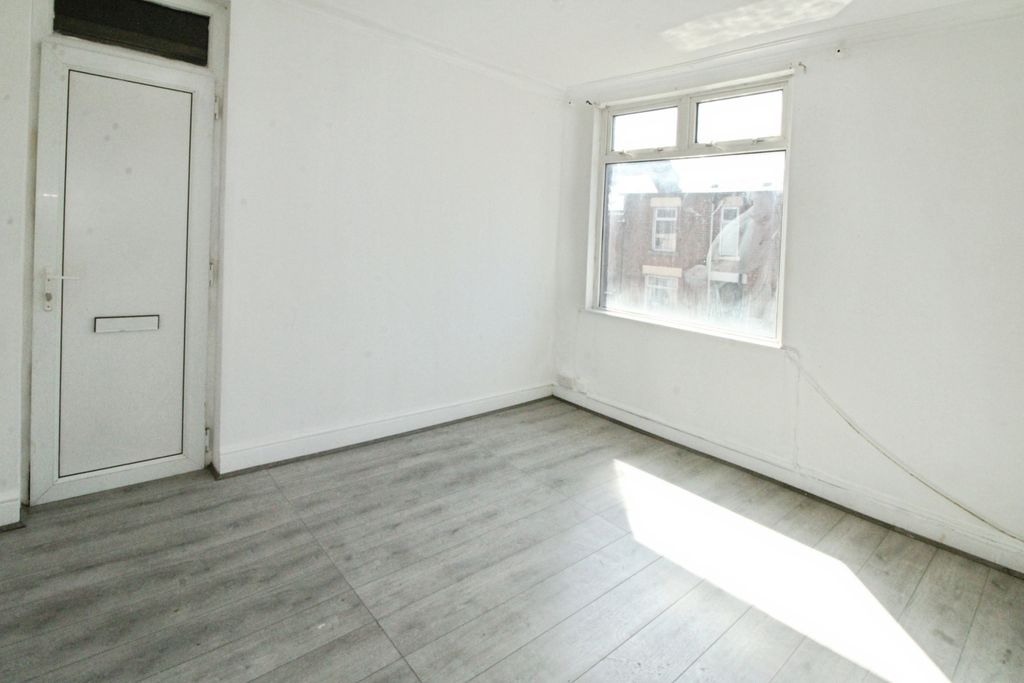 Property photo 3 of 12 6cc6Ea59-Img_0414