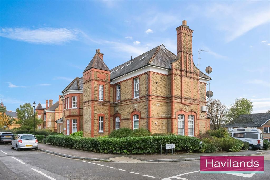 Property photo 1 of 12 Banting Drive-12.Jpg