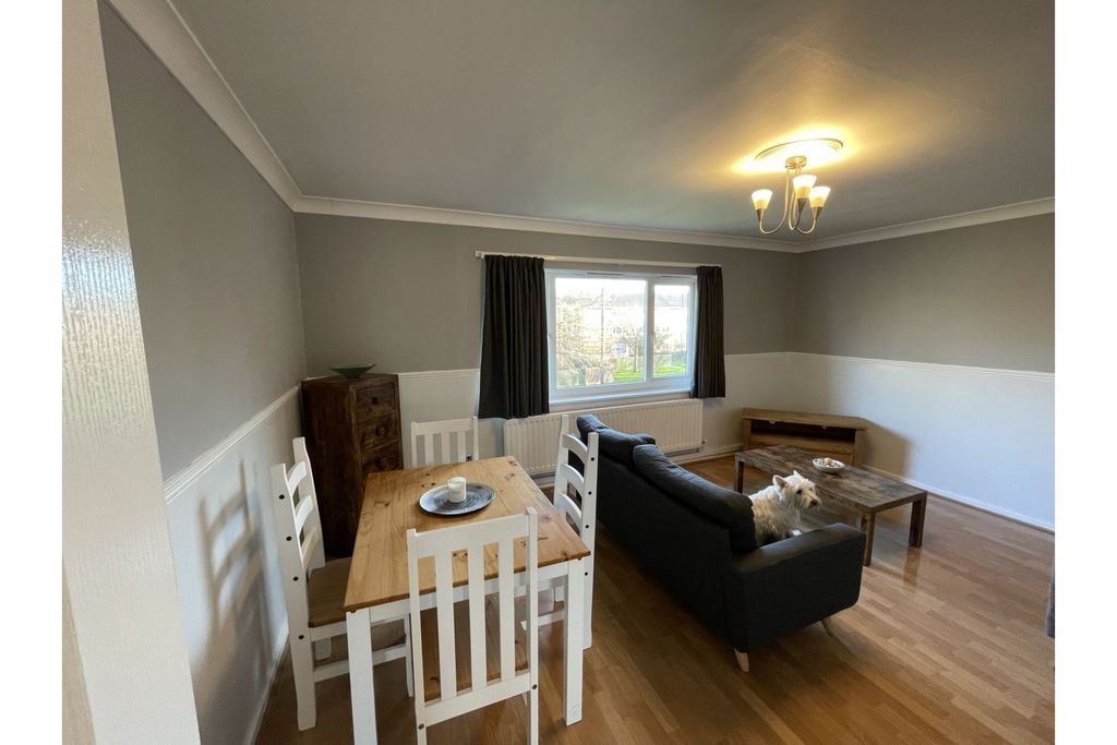 Property photo 3 of 21