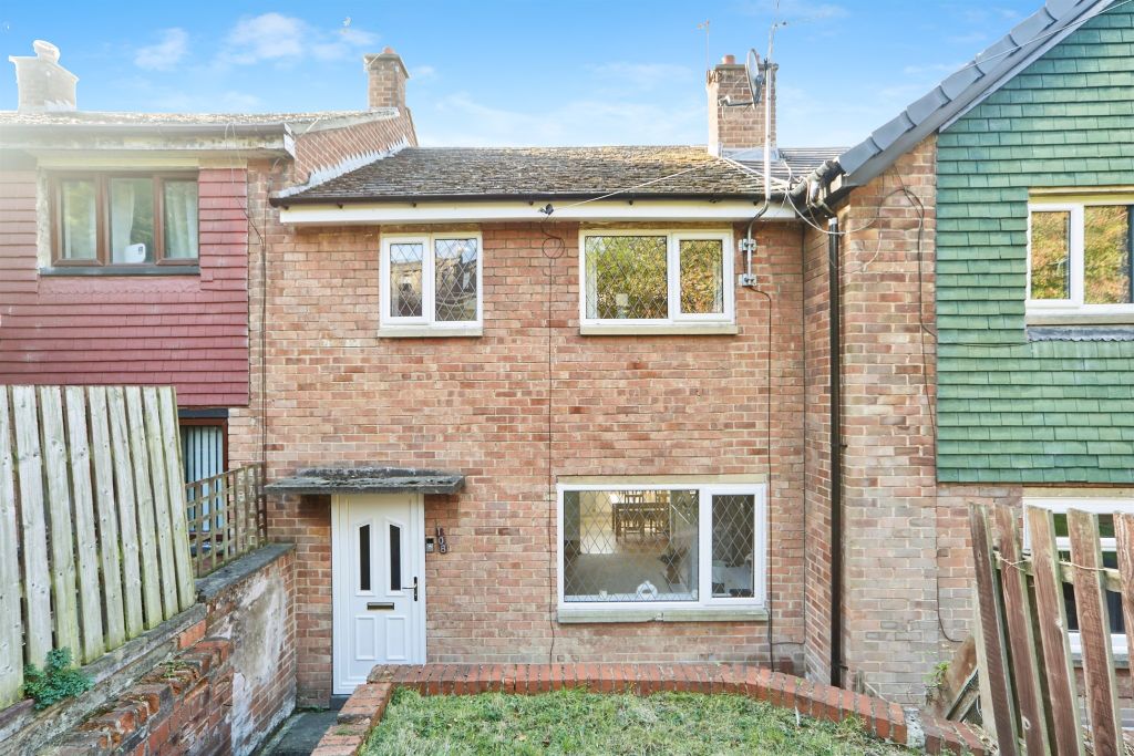 Property photo 1 of 17