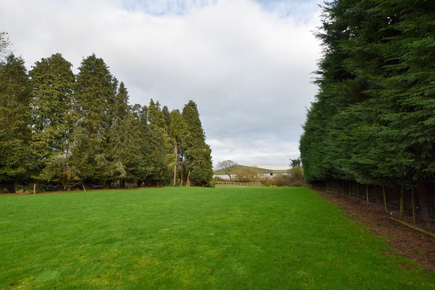 Property photo 1 of 13 Land 5