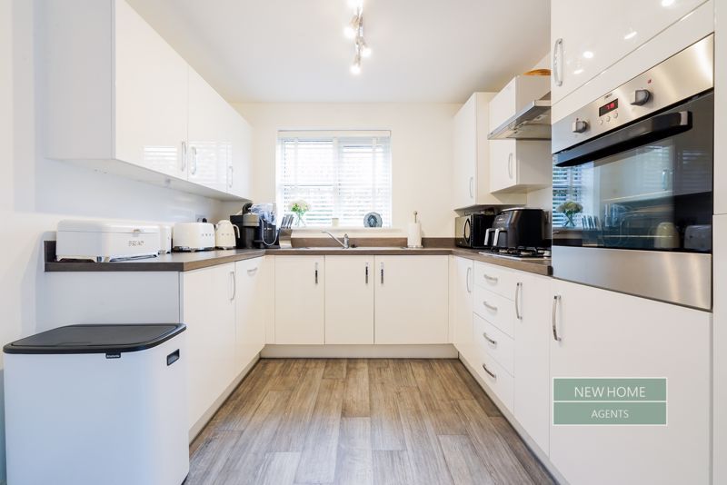 Property photo 2 of 23 Photo 8