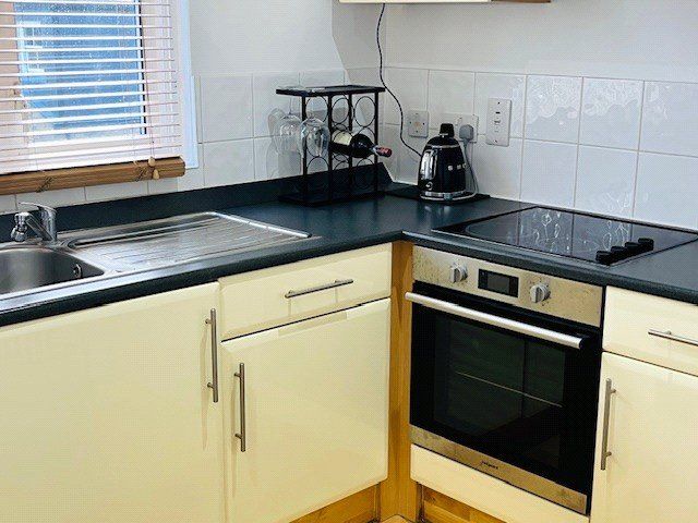 Property photo 3 of 4 Kitchen