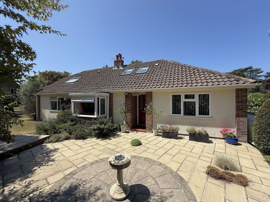 Property photo 2 of 24