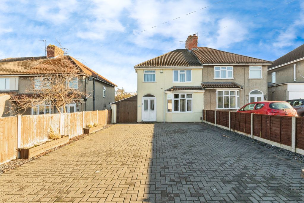 Property photo 1 of 15 Photography