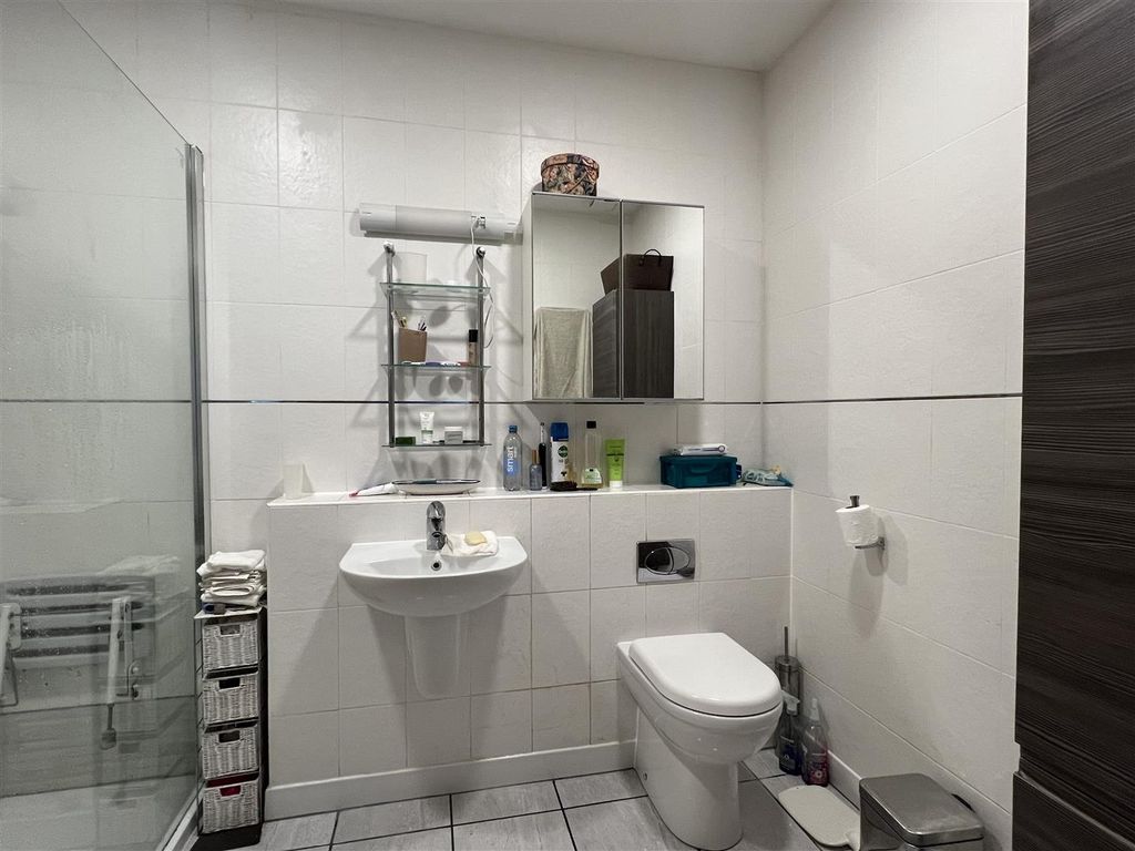 Additional image 19 of 3 bed flat for saleSea Road, Carlyon Bay, Carlyon Bay PL25