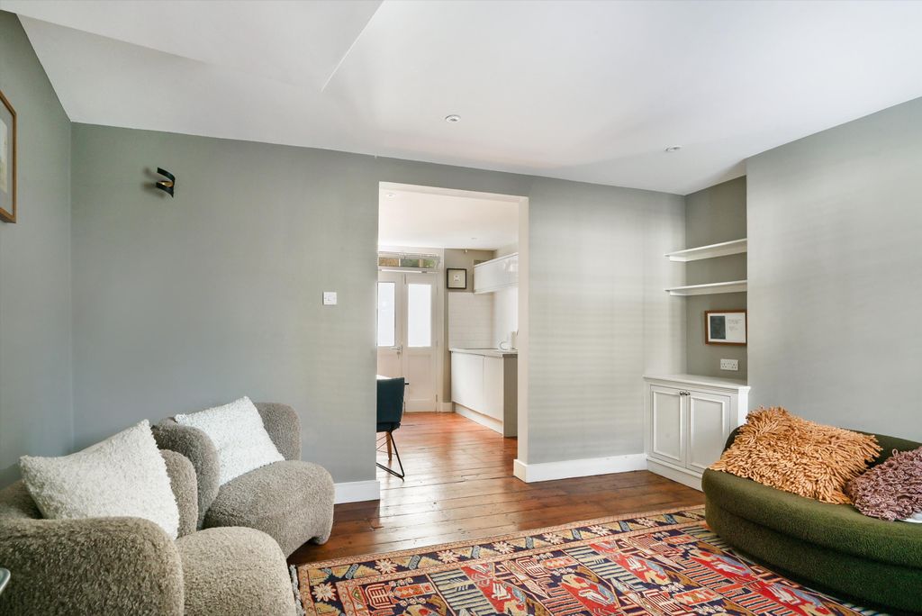 Property photo 3 of 12 Image