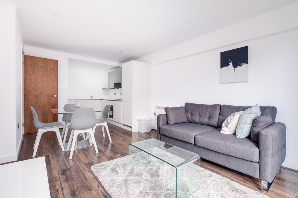 Property photo 3 of 16 Photo 03