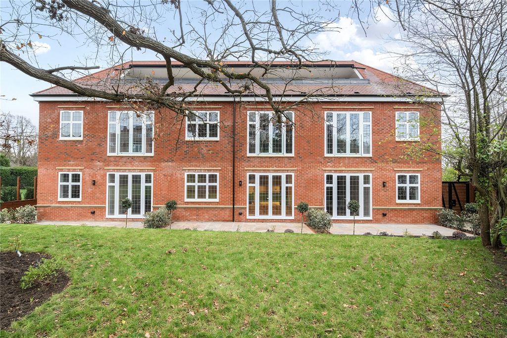 Property photo 1 of 10 Picture No. 14