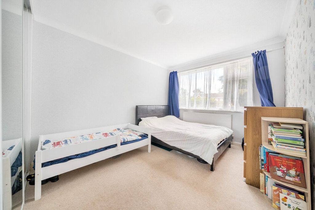 Property photo 3 of 19 Picture No. 09