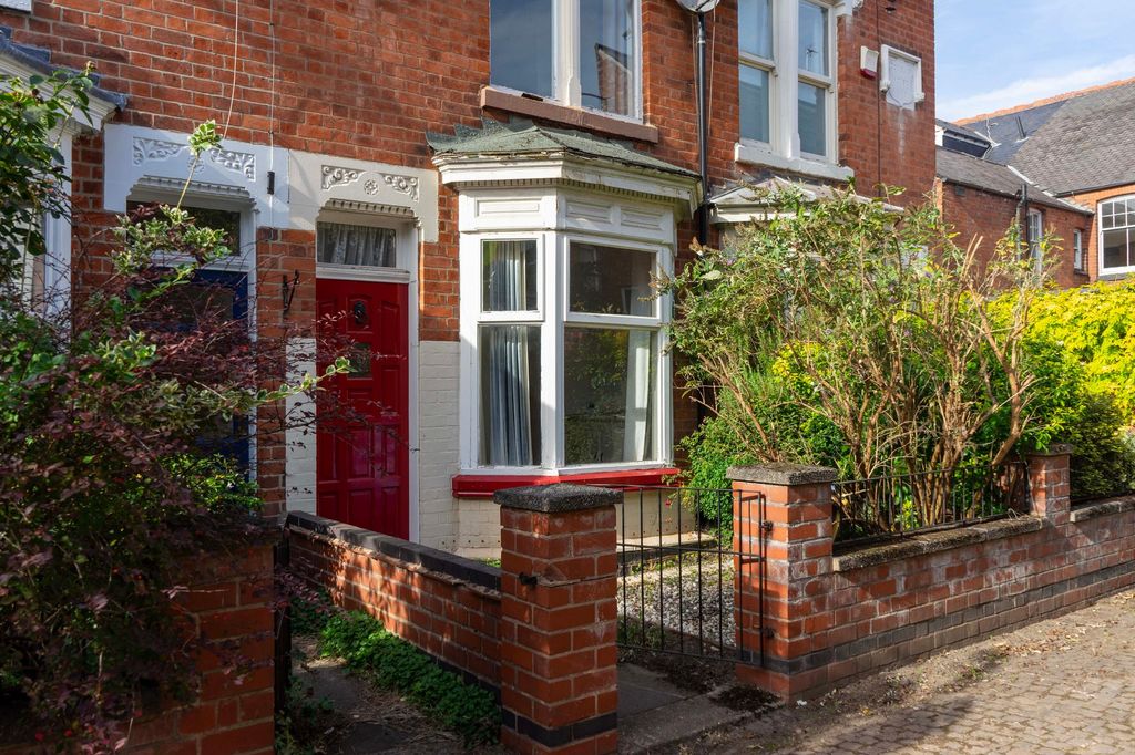 Property photo 1 of 15