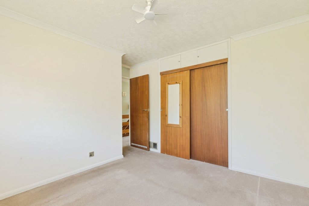 Property photo 3 of 52 Pbox-Img.Jpg