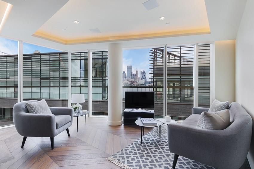 Property photo 1 of 19 Reception