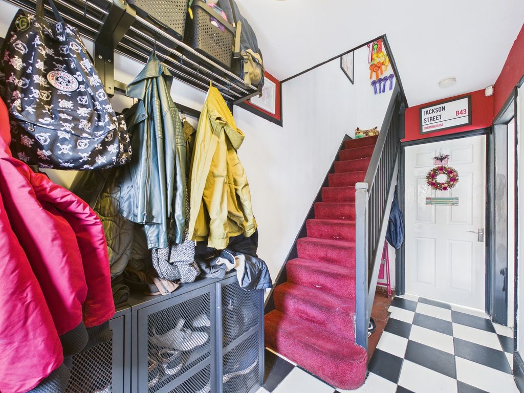 Property photo 2 of 47 Cam05591G0Pr0168Still026