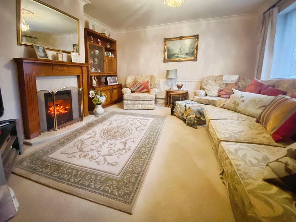 Property photo 3 of 16