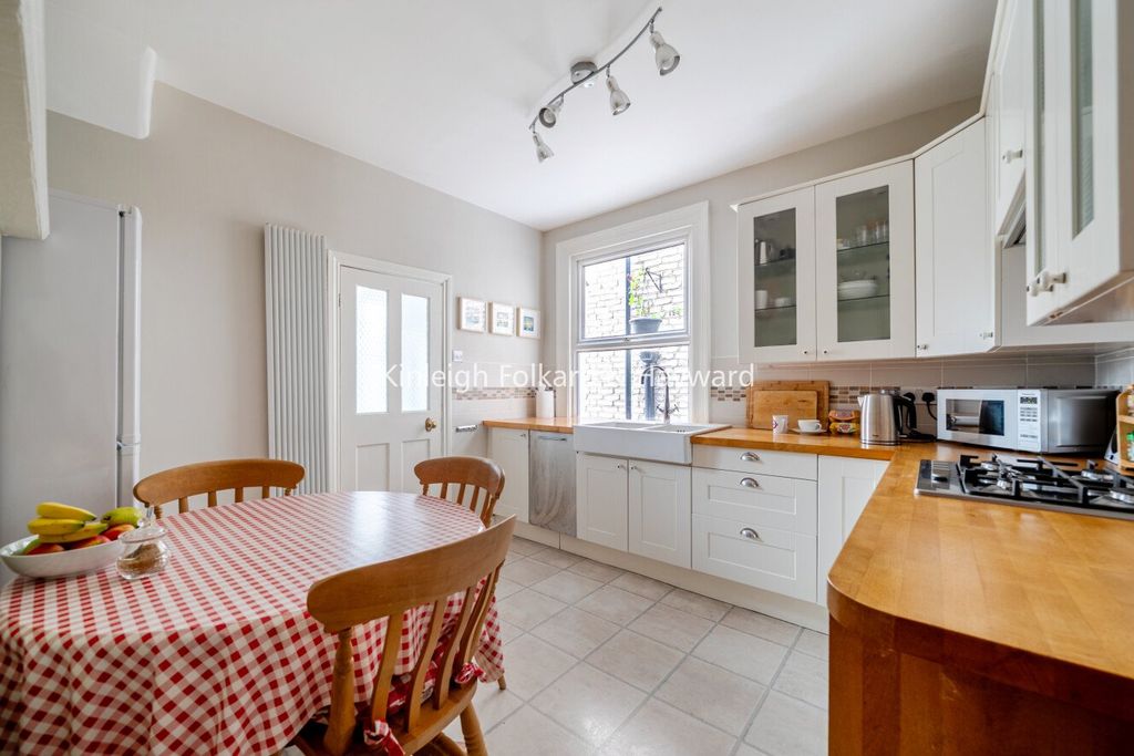 Property photo 3 of 11 Picture No. 11