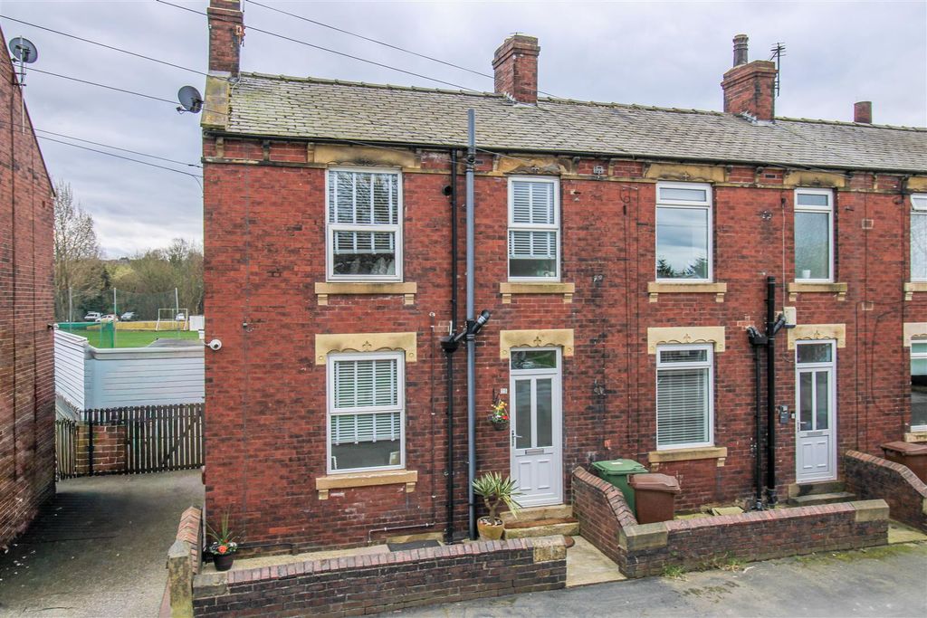 Property photo 1 of 11