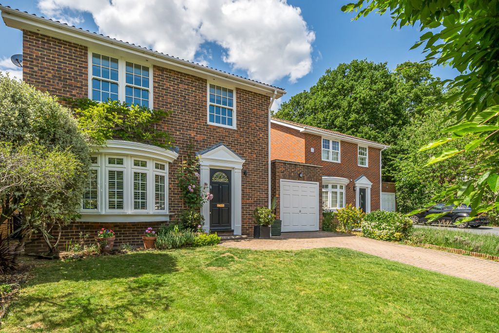 Property photo 1 of 12