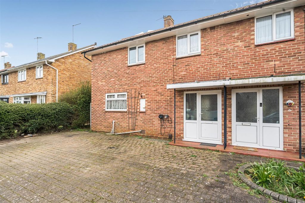 Property photo 1 of 17 For Sale By Aspire Residential | Collingwood Road