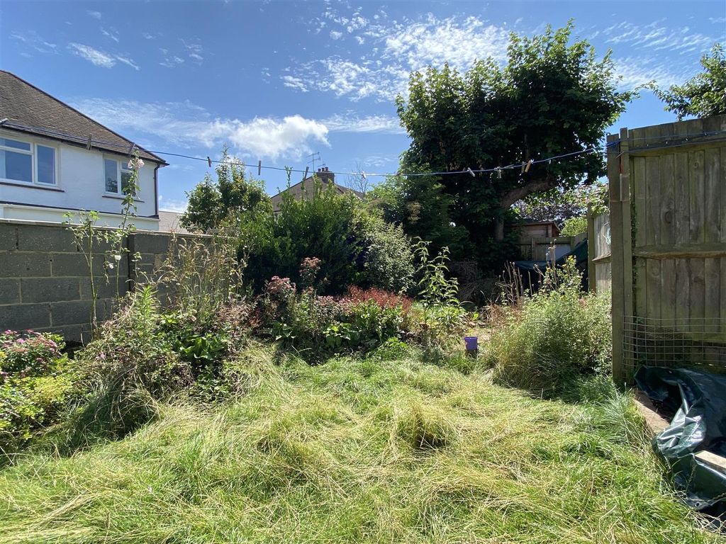 Property photo 3 of 14