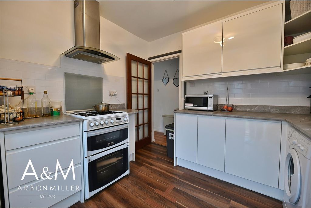 Property photo 3 of 10 3.Jpg