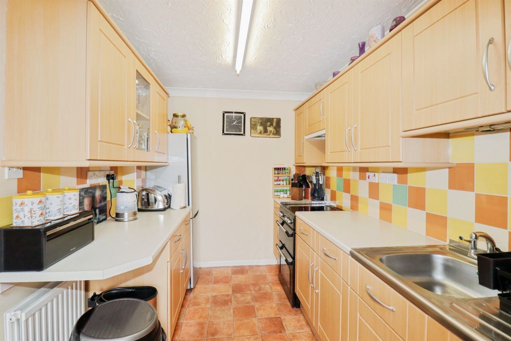 Property photo 3 of 18