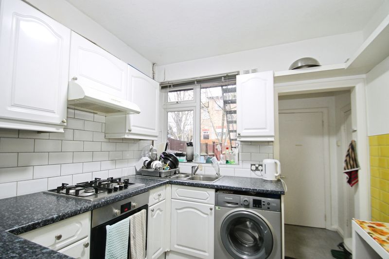 Property photo 3 of 9 Photo 9