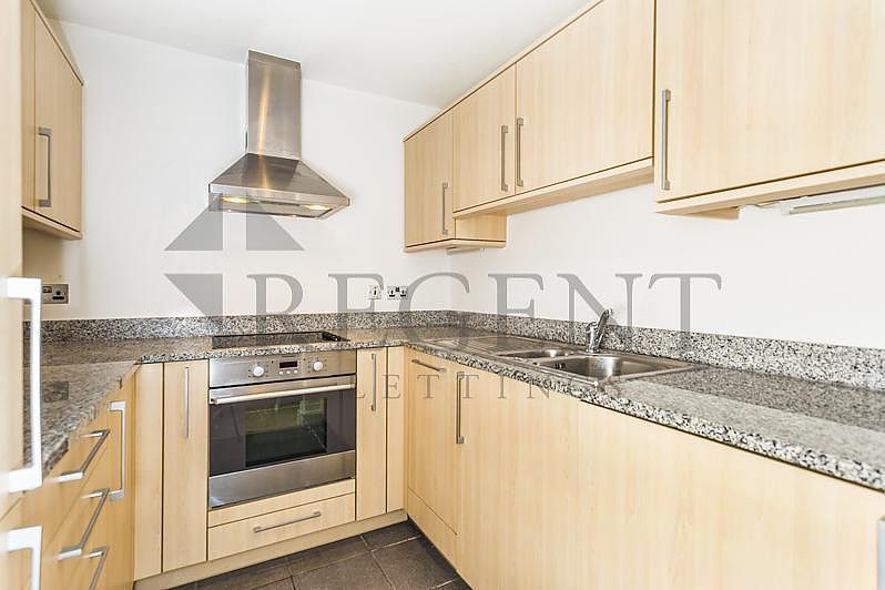 Property photo 2 of 6 Kitchen