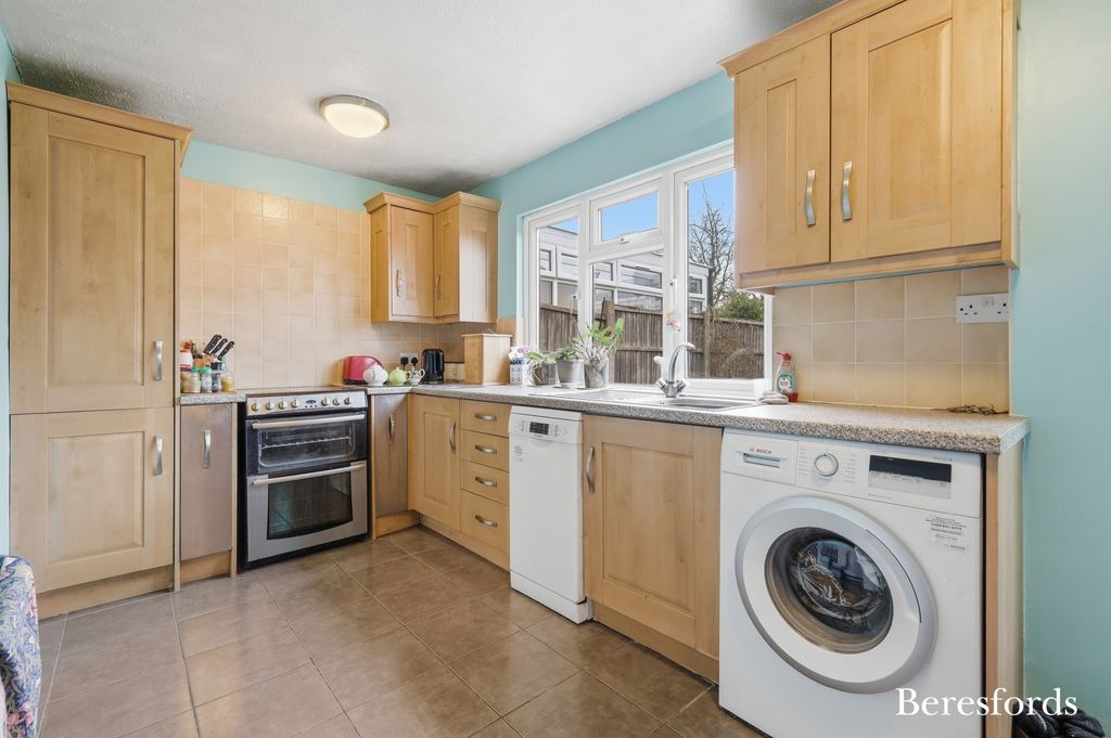 Property photo 3 of 19 Picture No. 29