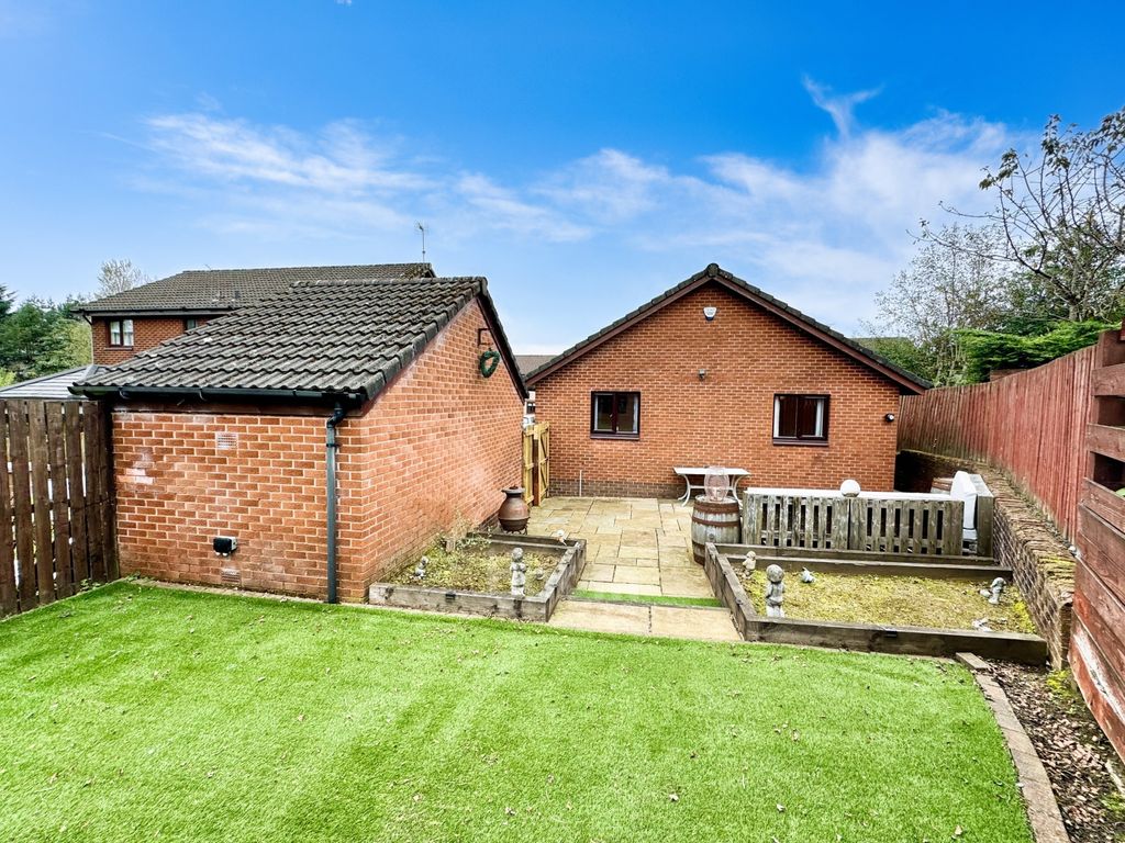 Property photo 2 of 32 Img_2809