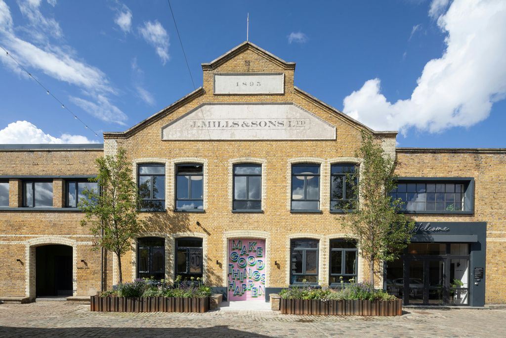 Property photo 2 of 15 The Bottle Factory131 Agnese Sanvito.Jpg