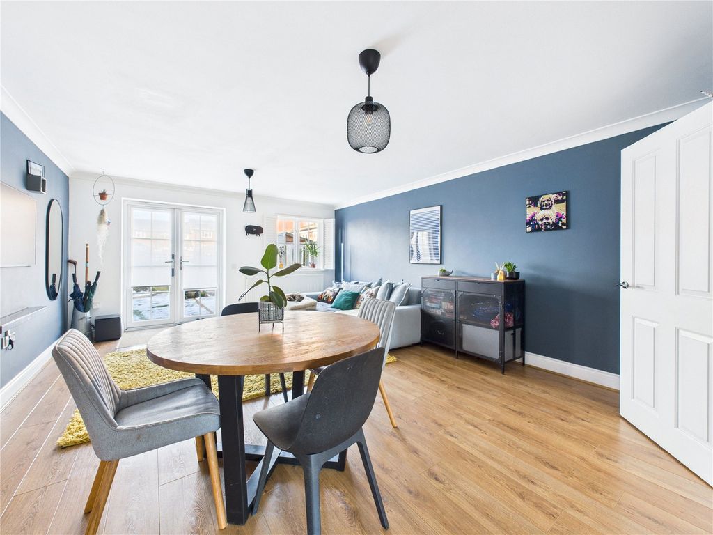 Property photo 3 of 14 Picture No. 10