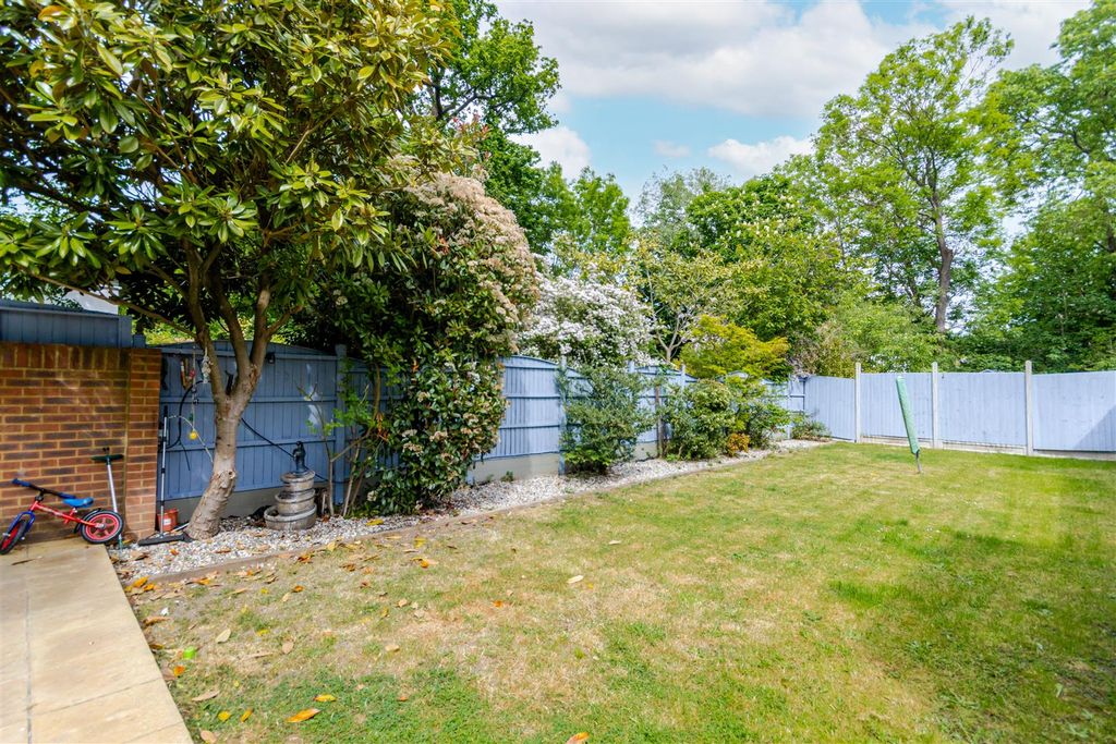Additional image 14 of 3 bed maisonette for saleEastcote Road, Pinner HA5