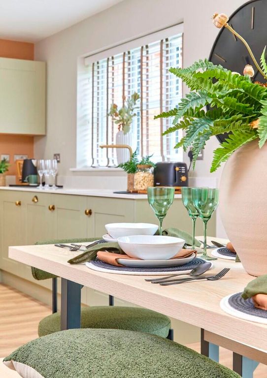 Property photo 3 of 8 Photo 6