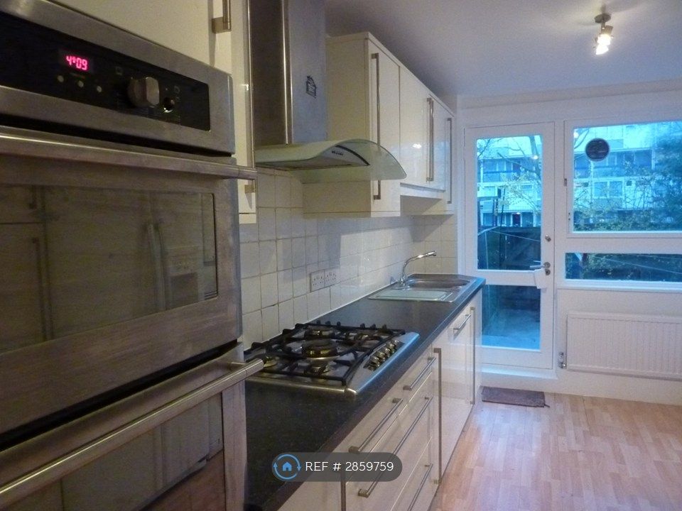 Property photo 3 of 11