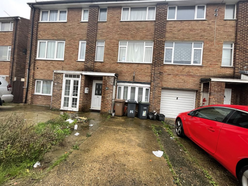 Property photo 2 of 22