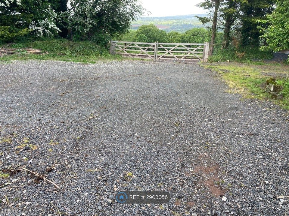 Property photo 3 of 15 Drive Way Can Fit 4x Cars