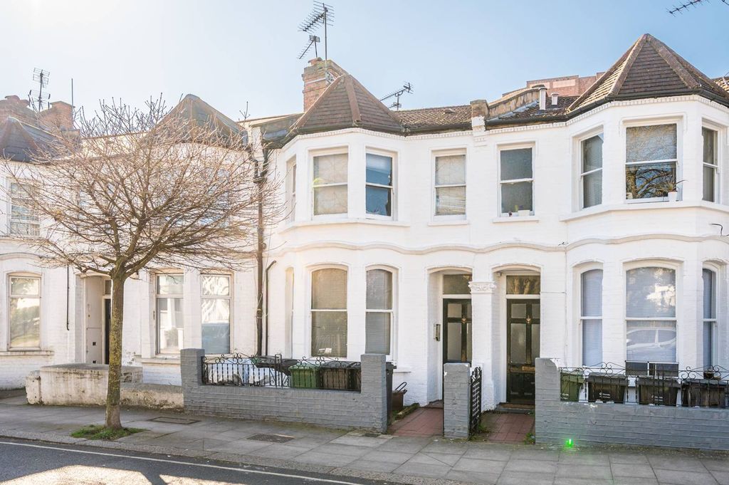 Property photo 2 of 5