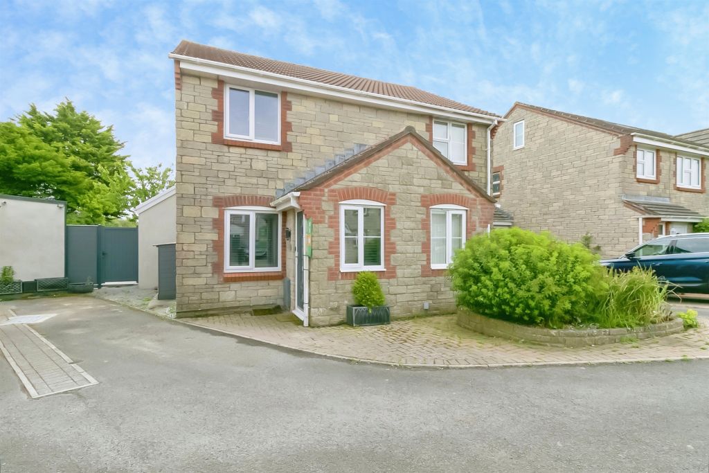 Property photo 1 of 19