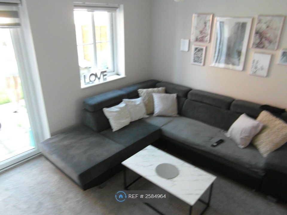 Property photo 2 of 7