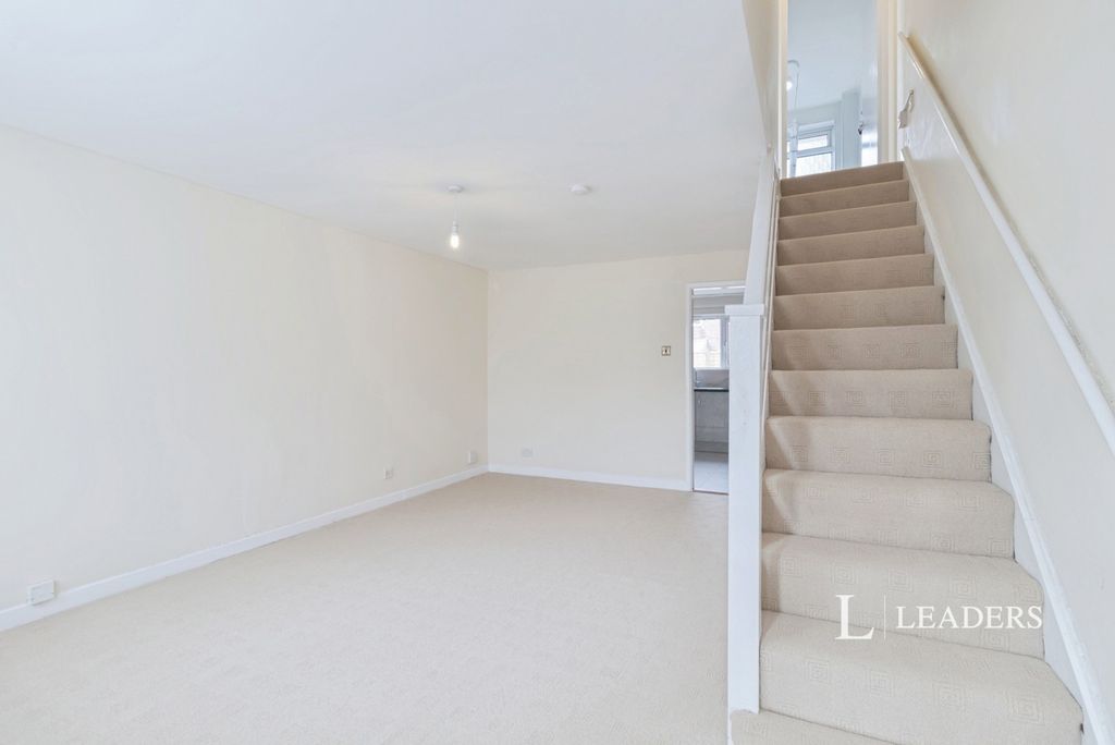 Property photo 3 of 22 Pbox-Img.Jpg