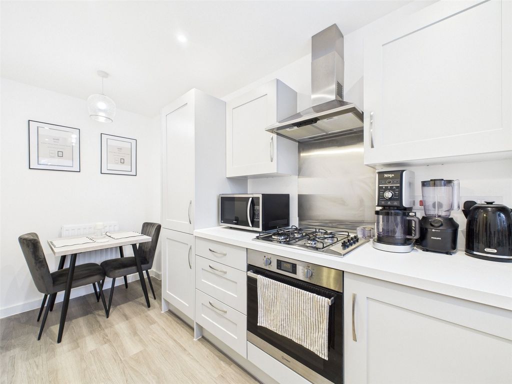 Property photo 3 of 12 Picture No. 13