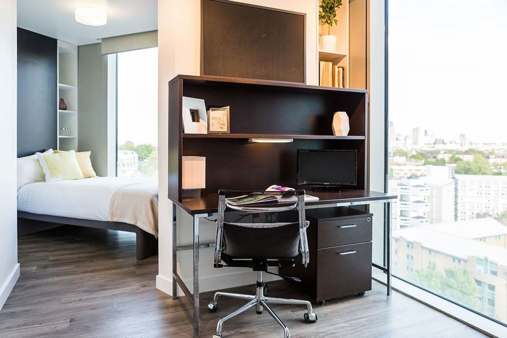 Property photo 1 of 11 Bedroom