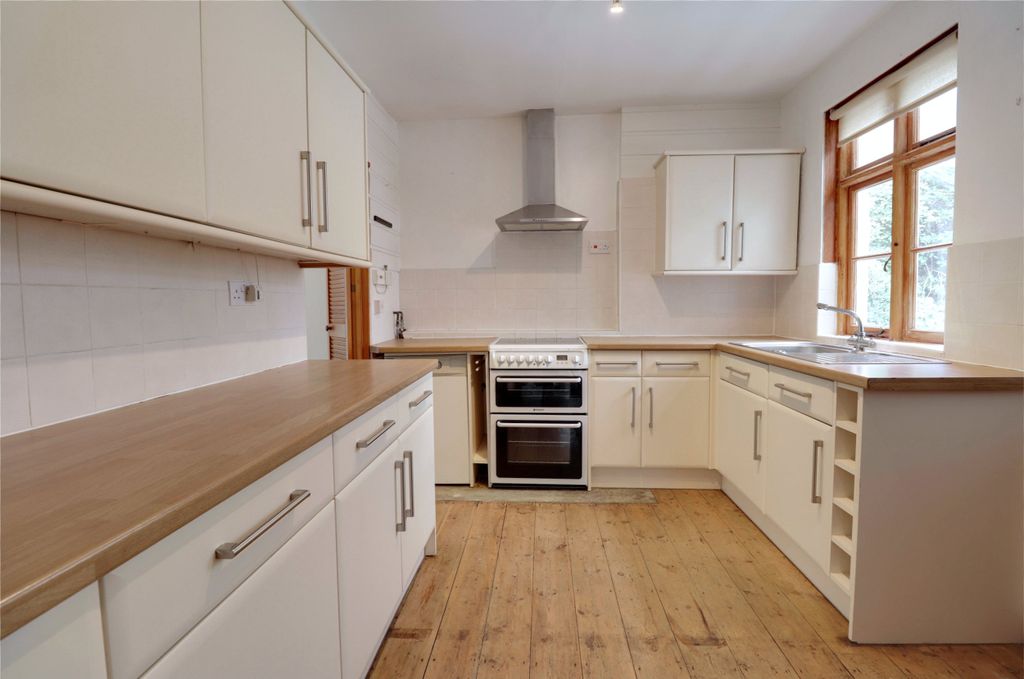 Property photo 2 of 10 Picture No. 02